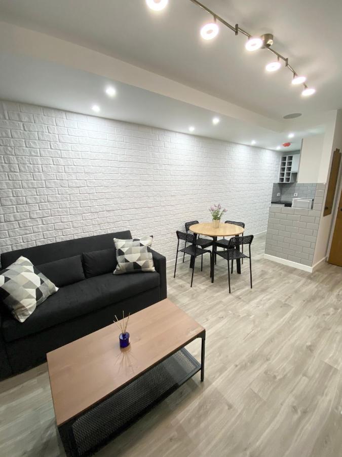 The Works - Private One Bedroom Apartment 맨체스터 외부 사진